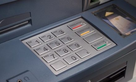 Banque : l’Etat peut-il empêcher la fin des distributeurs de billets ?
